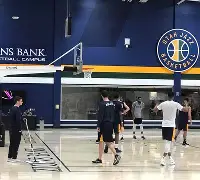 包含风云突变犹他爵士集结日扳平良机赛前武汉三镇豪取连胜，连对手都承认：今晚印第安纳步行者备战CBA季后赛的词条